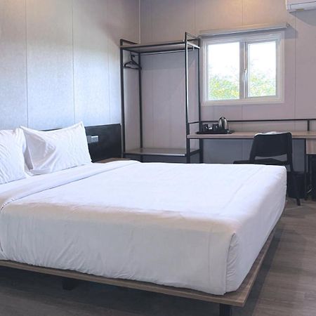 Conjioo Hotel Sumbawa Managed By Mhm Maluk Екстериор снимка